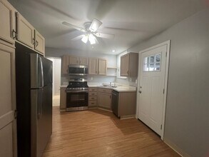18 Enon Wy in Pittsburgh, PA - Building Photo - Building Photo