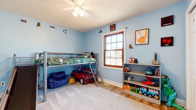 property at 14 Kleggstone Cir