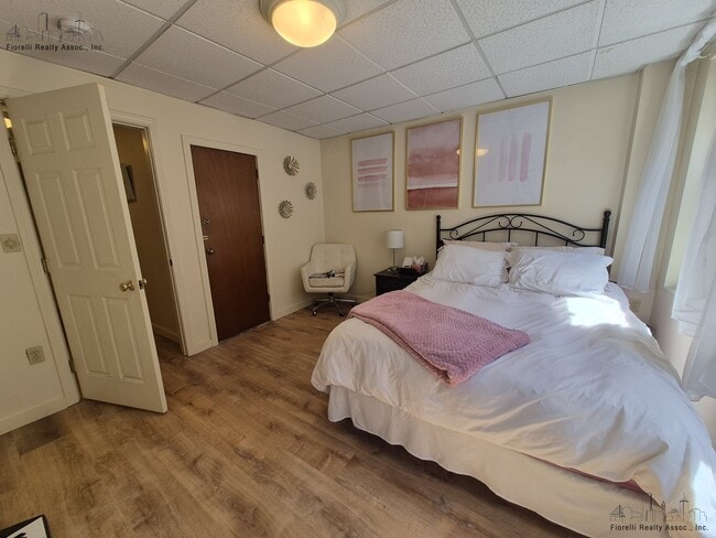 30 Sheafe St, Unit 3