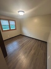 703-705 Woodbine Dr in Merrill, WI - Building Photo - Building Photo
