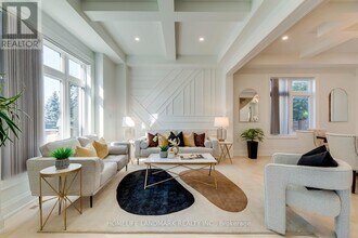 620 Trudale Ct in Oakville, ON - Building Photo - Building Photo