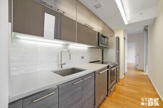 172 Montague St in Brooklyn, NY - Building Photo - Building Photo