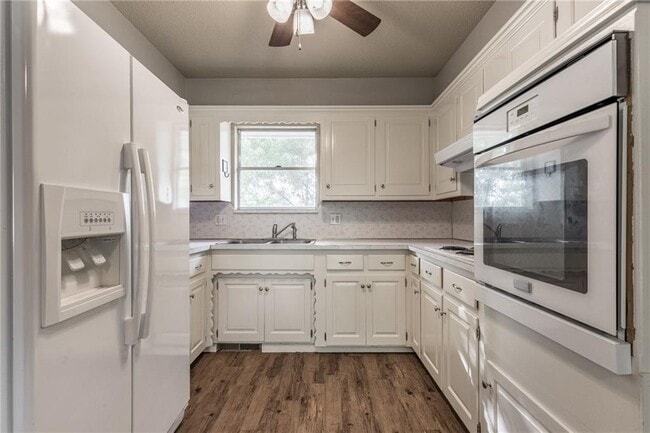 12 Shirley Ln in Edmond, OK - Building Photo - Building Photo