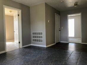 434 Crawford St SE in Grand Rapids, MI - Building Photo - Building Photo