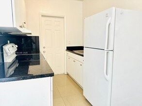 1951 NE 167th St in North Miami Beach, FL - Building Photo - Building Photo