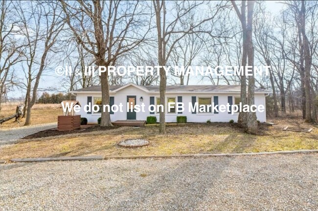 property at 62 Redwood Ln