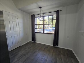 11140 W Thoreau Pl in Crystal River, FL - Foto de edificio - Building Photo