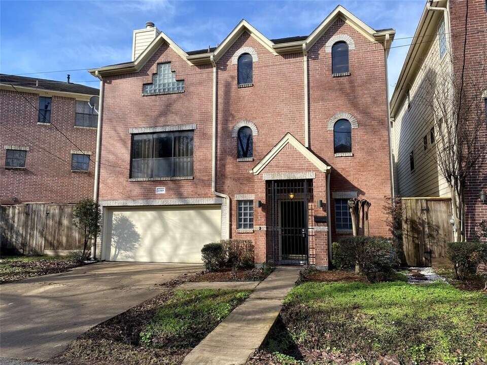 1509 McDonald St in Houston, TX - Building Photo