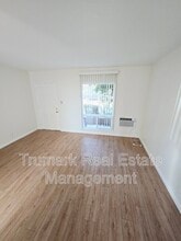 1552 E Wilson Ave in Glendale, CA - Foto de edificio - Building Photo