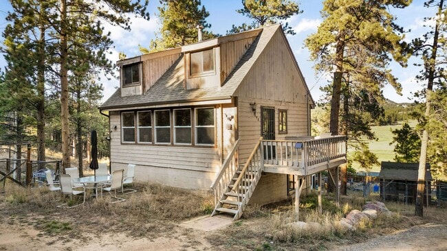 property at 198 Steven Dr