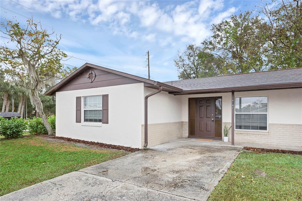 8142 Turkey Dr in Orlando, FL - Building Photo