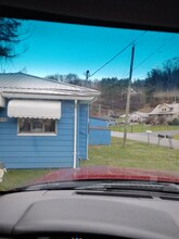 115 Chatham Dr in Clintwood, VA - Building Photo - Building Photo