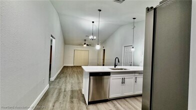 7002 Schumacher Rd in Sebring, FL - Building Photo - Building Photo