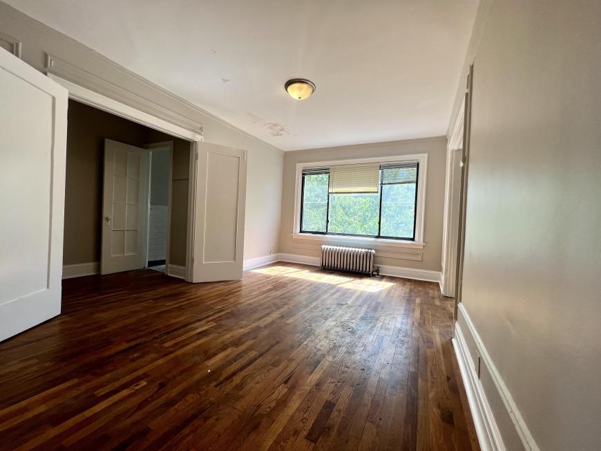 6912 N Ashland Ave in Chicago, IL - Building Photo