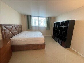 19380 Collins Ave, Unit # 1402 in Sunny Isles Beach, FL - Building Photo - Building Photo