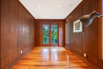 3524 Mathers Ave in West Vancouver, BC - Building Photo - Building Photo