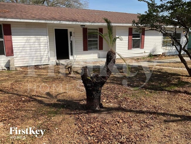 property at 614 Huey St