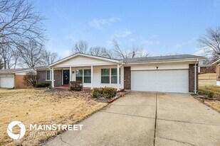 13905 Invicta Dr in Florissant, MO - Building Photo