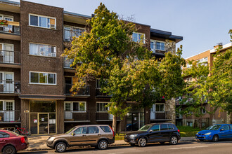 1749 Henri-Bourassa E in Montréal, QC - Building Photo - Building Photo