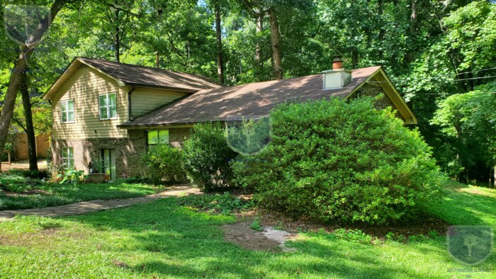 1023 Sourwood Ct in Athens, GA - Building Photo