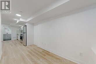 85 Primula Crescent in Toronto, ON - Building Photo - Building Photo