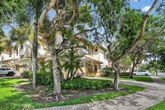 6012 NW 116th Dr in Coral Springs, FL - Building Photo - Building Photo