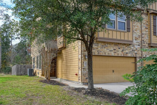 82 Cheswood Manor Drive in The Woodlands, TX - Building Photo - Building Photo