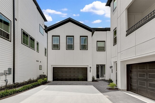 2716G Grand Fountains Dr in Houston, TX - Building Photo - Building Photo