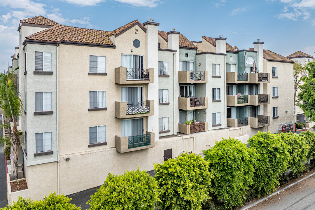 Norwalk Metropointe in Norwalk, CA - Building Photo