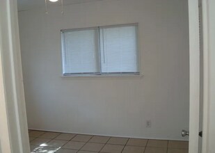 4530 El Simpatico St in San Antonio, TX - Building Photo - Building Photo