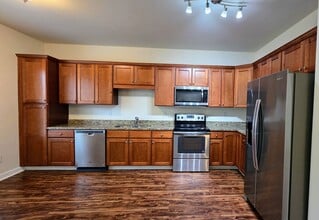 113 Beechleaf Ct in Clayton, NC - Foto de edificio - Building Photo