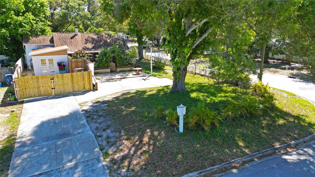 3901 31st St N in St. Petersburg, FL - Building Photo