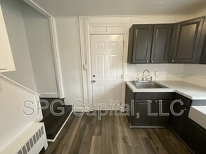 204 N West St in York, PA - Foto de edificio - Building Photo