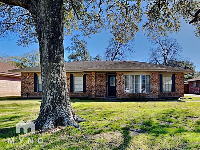 property at 9015 Eldora Dr