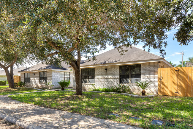 River Oaks Estates in Mission, TX - Building Photo - Other