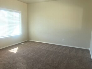 3769 N Frandon Ave in Meridian, ID - Building Photo - Building Photo