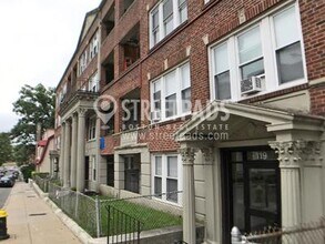 119 Sutherland Rd in Boston, MA - Foto de edificio - Building Photo