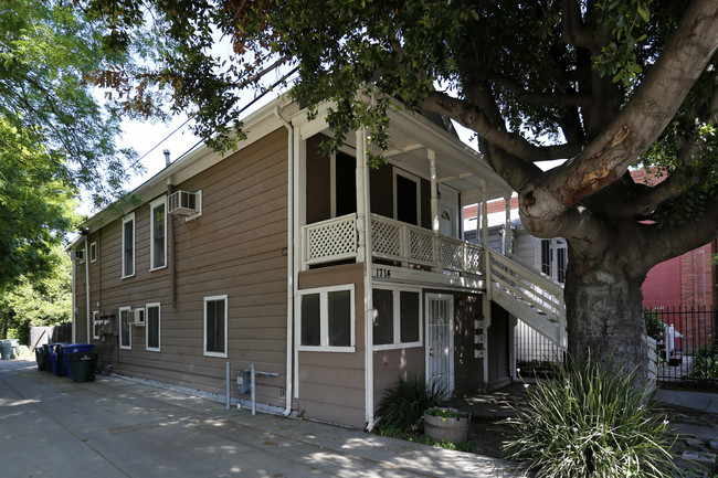 1714 13th St in Sacramento, CA - Foto de edificio - Building Photo