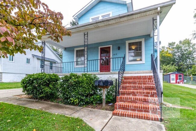 property at 3218 Evergreen Ave