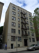 570 Isham St in New York, NY - Building Photo - Building Photo