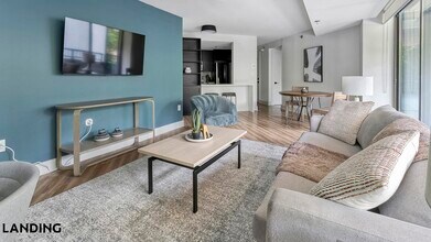 1550 Clarendon Blvd, Unit 206 in Arlington, VA - Building Photo - Building Photo