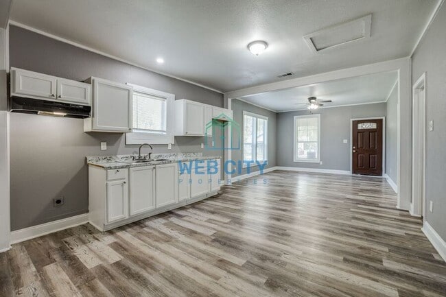 3627 Meyers St in Dallas, TX - Building Photo - Building Photo
