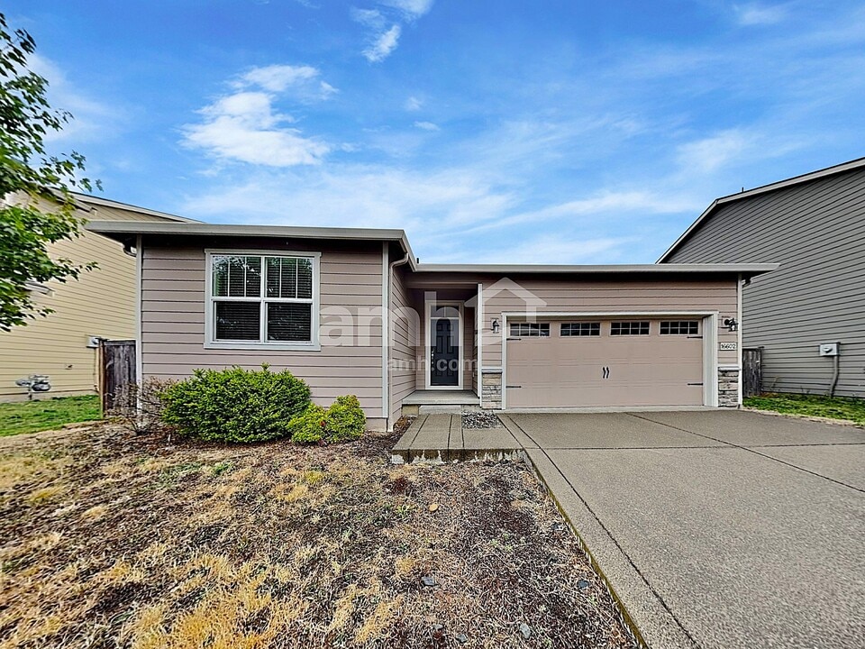 16602 NE 91st St in Vancouver, WA - Foto de edificio
