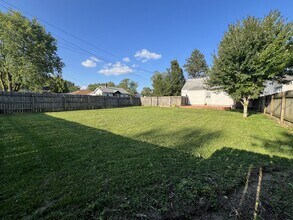 2021 N Maplewood Ave in Muncie, IN - Building Photo - Building Photo