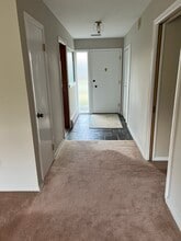 851 Helston Rd in Bloomfield Hills, MI - Building Photo - Building Photo