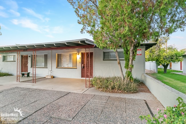 property at 1932 W Berridge Ln