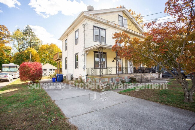 150 Snyder Pl in Moorestown, NJ - Building Photo - Building Photo