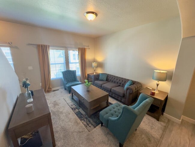 699 E 330 N in Vineyard, UT - Building Photo - Building Photo