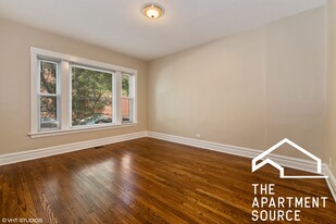 1806 N Sheffield Ave, Unit 1 in Chicago, IL - Building Photo