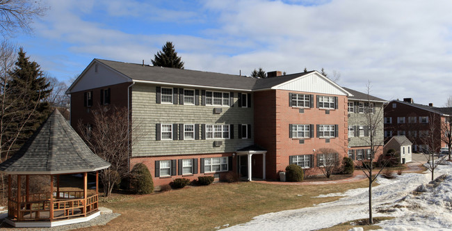 190 Capitol St in Augusta, ME - Foto de edificio - Building Photo